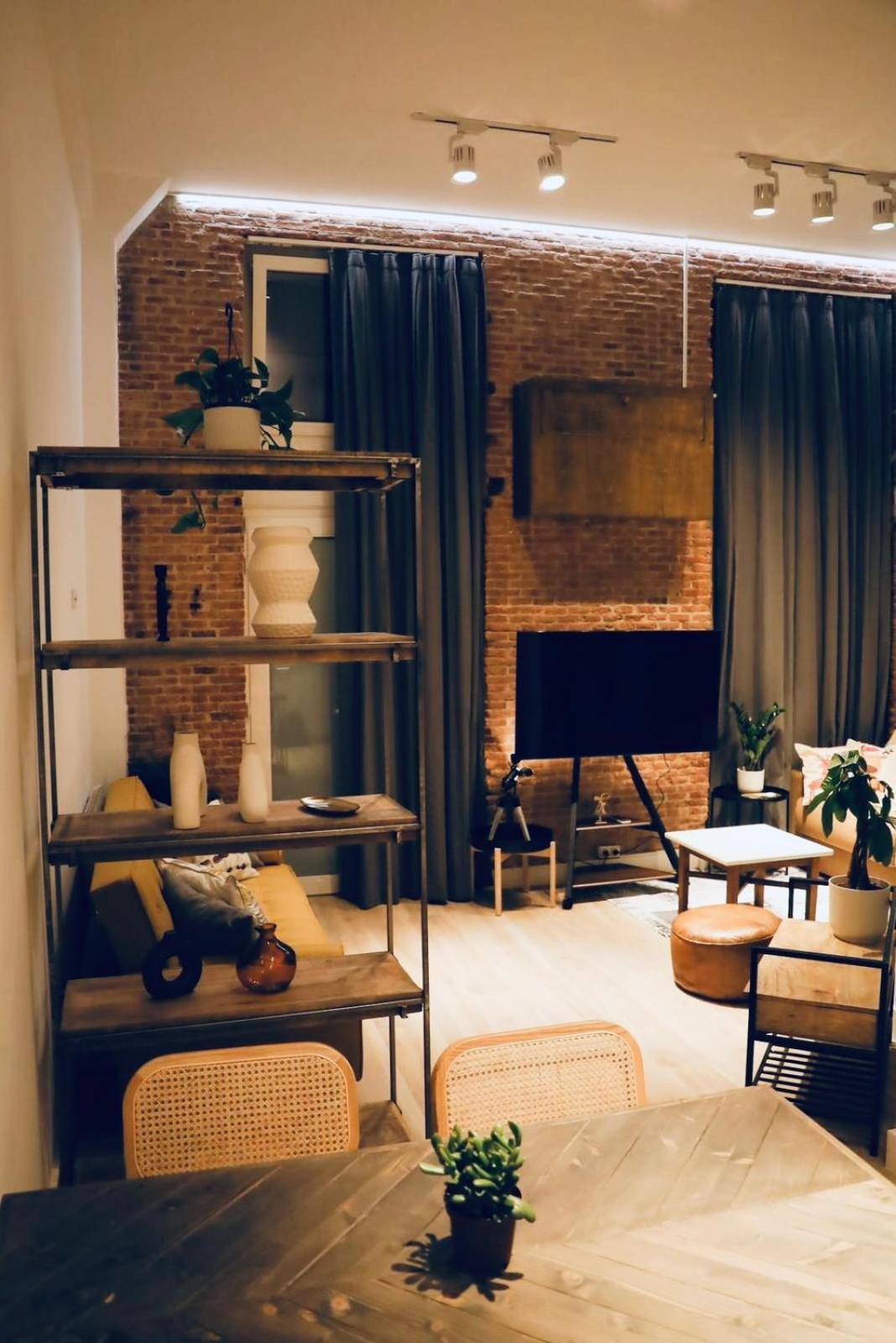 Unique Nyc Style Loft In The Heart Of Madrid Apartment Ngoại thất bức ảnh